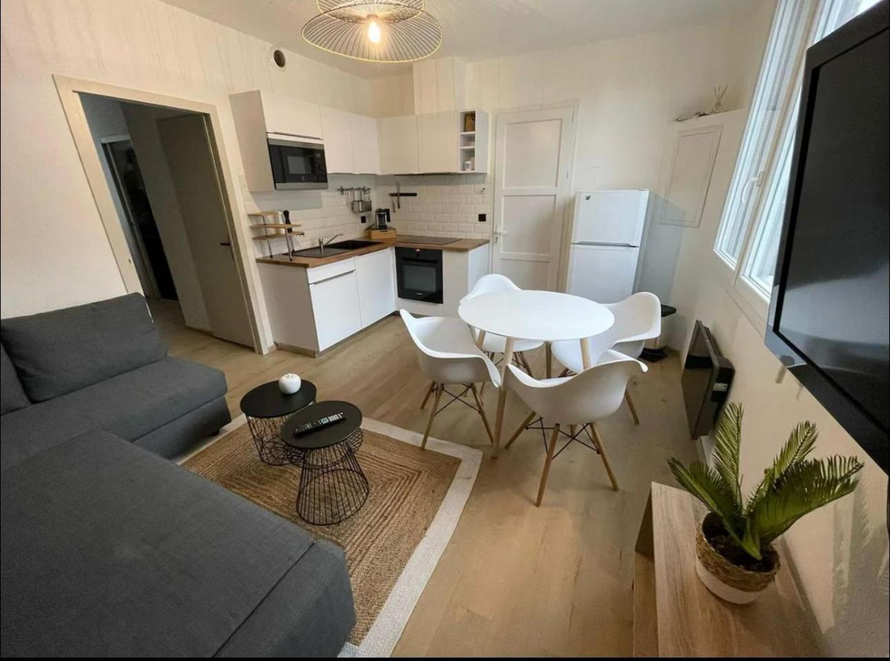 La Belle Echappee Apartment Lourdes Bagian luar foto